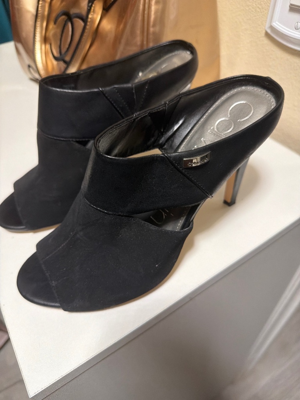 High heel black